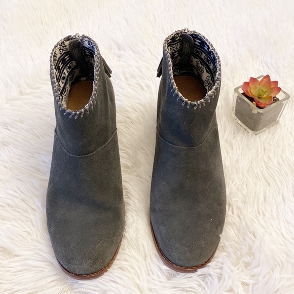 TOMS x Zappos Leila Grey Suede Heel Ankle Bootie tassel women’s 6.5 - Picture 3 of 8
